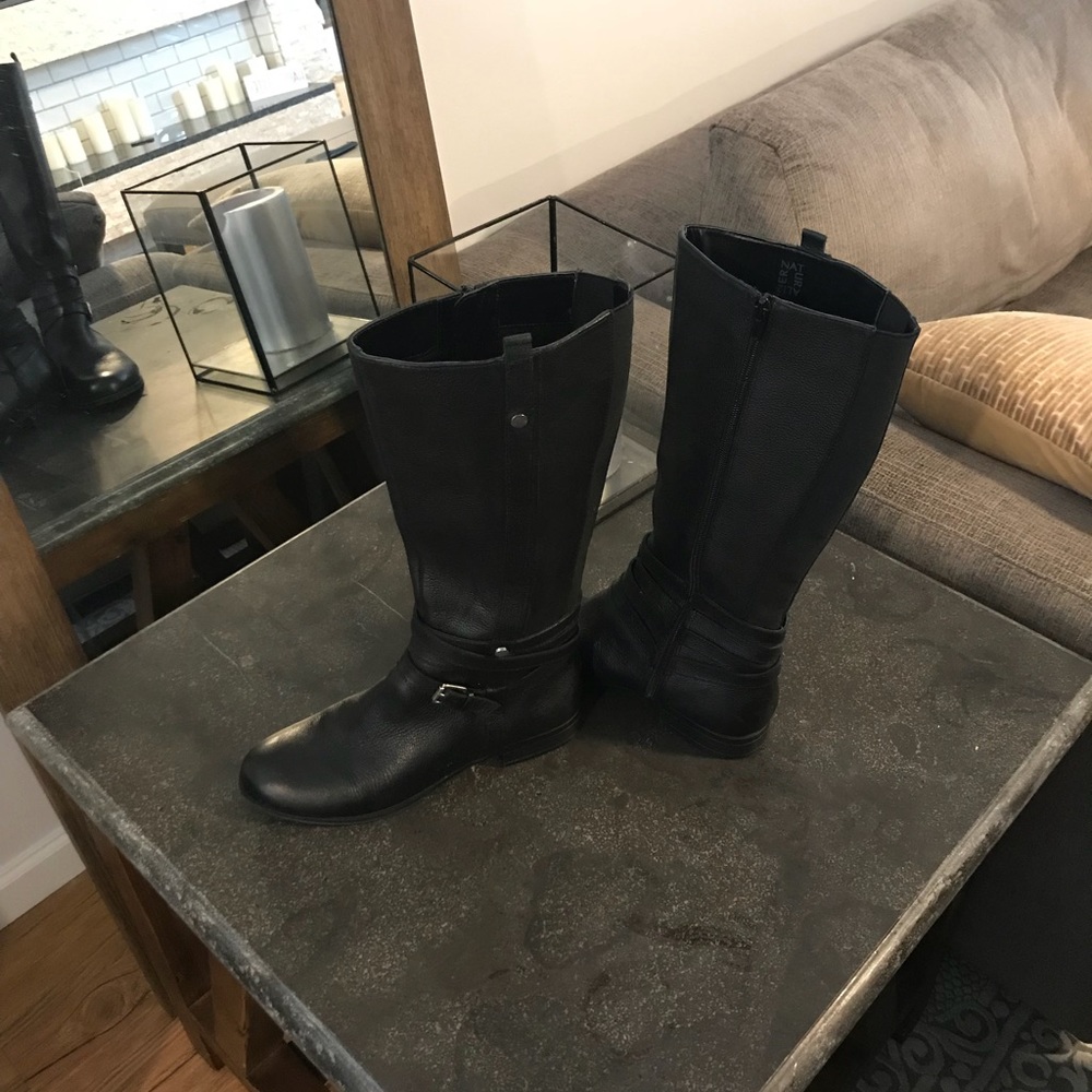 Black Boots